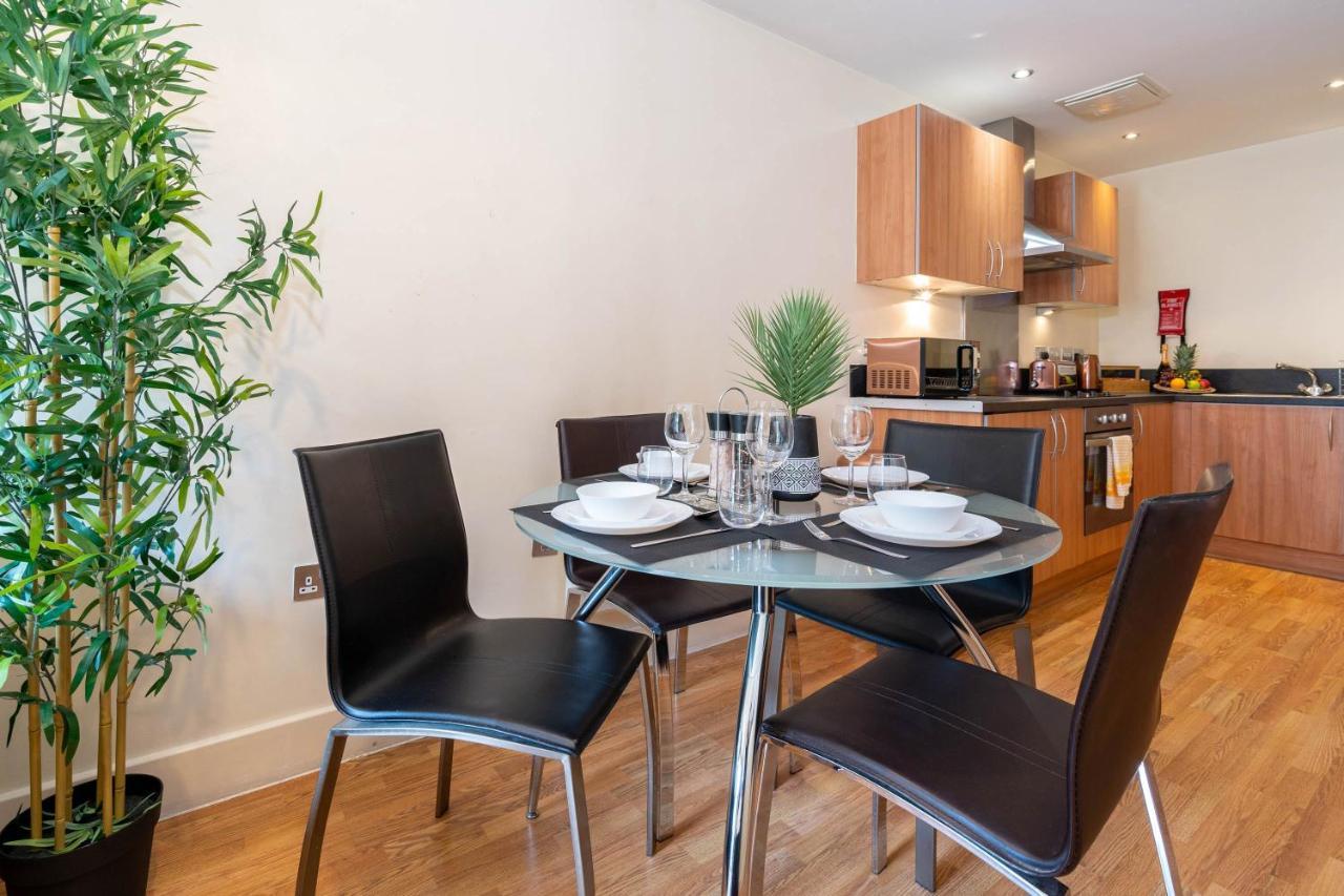 Haus City Centre Apartment - Arcadian -Balcony - Secure Parking - Wifi-Smart Tv - China Town -Top Rated Μπέρμιγχαμ Εξωτερικό φωτογραφία